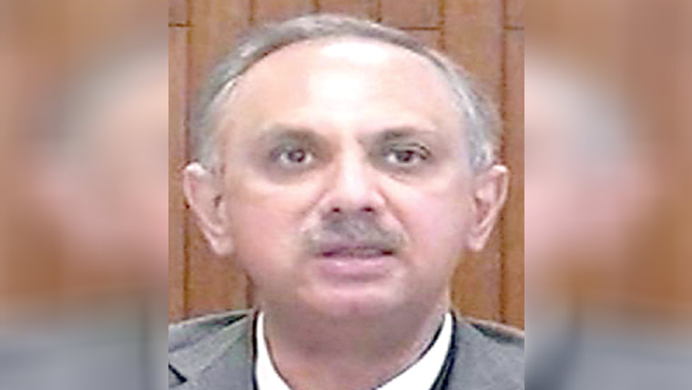  2 کیسز میں اشتہاری قرار 