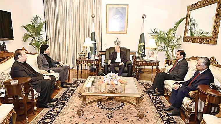 صدرزرداری سے فیصل واوڈاکی ملاقات،سیاسی صورتحال پرتبادلہ خیال 