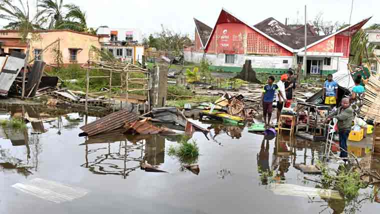 مڈغاسکر:سمندری طوفان   20 افراد ہلاک،15 لاپتا