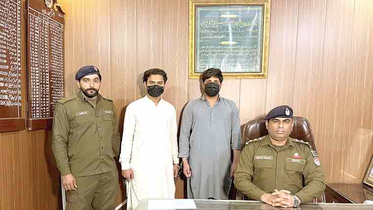 خاتون سے شاد ی کیلئے شوہر پر قاتلانہ حملہ ، 2شوٹر گرفتار 