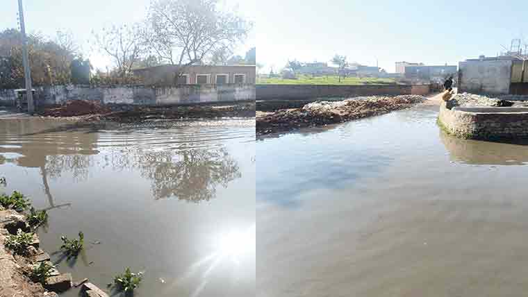  ڈسکہ سیوریج سسٹم نہ ہونے کے باعث پانی گلیوں میں جمع انتظامیہ تماشائی