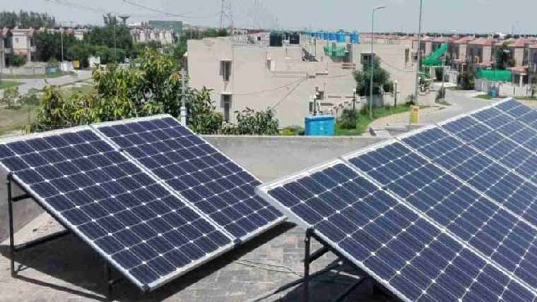  سولر پالیسی سورج کی روشنی پر ٹیکس کے مترادف:تحریک انصاف