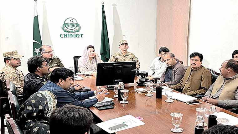 چنیوٹ:ڈسٹرکٹ کوآرڈینیشن کمیٹی اجلاس، اقدامات پر بریفنگ