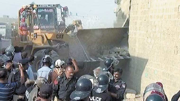 58دکانیں سربمہر 