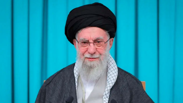 براہِ راست نشریات میں خامنہ ای کیخلاف نعرہ،ایرانی ٹی وی ڈائریکٹر برطرف