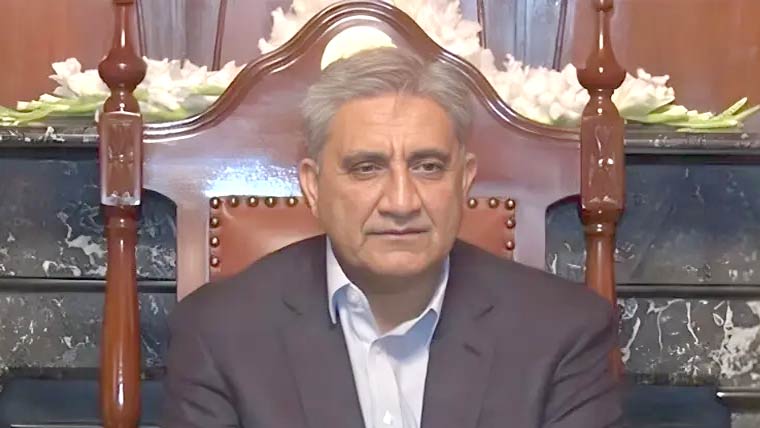 گھر پرگرنے کیوجہ سے چوٹ  آئی ،سابق آرمی چیف قمر جاوید باجوہ  کے زخمی ہونے کی تصدیق