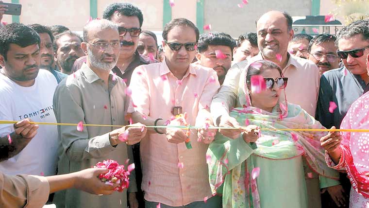 ابراہیم حیدری میں پارک کا افتتاح ،روڈ کا سنگ بنیاد