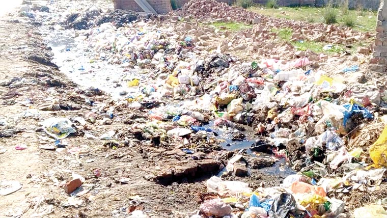  بڈیانہ :گلیوں، بازاروں اور رہائشی  علاقوں میں جگہ جگہ کچرے کے ڈھیر 