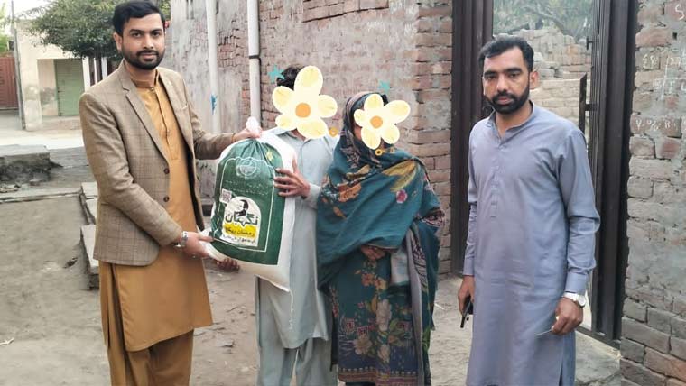  ڈسکہ میں رمضان نگہبان پیکیج  کی تقسیم کا آغاز