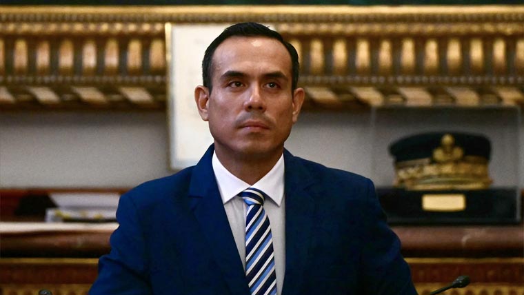 پیرو :عبوری صدر جوزے جیری  مواخذے کے ذریعے برطرف 