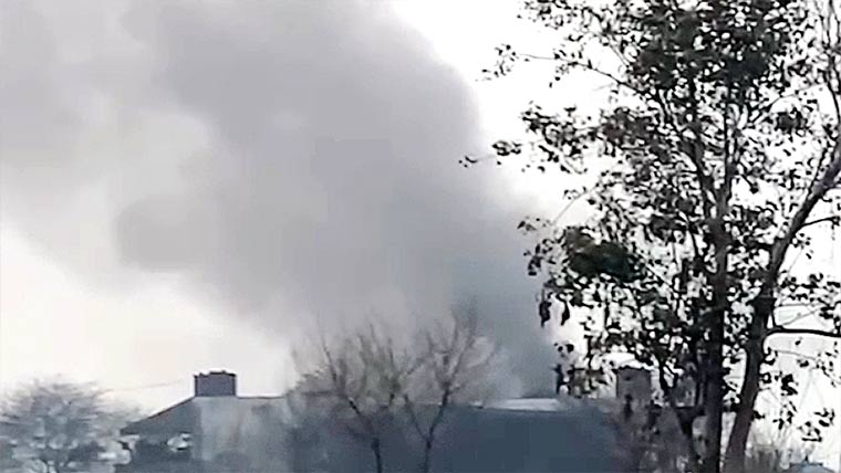 کامونکے :ٹائر جلانے والی فیکٹری کا زہریلا دھواں وبال جان