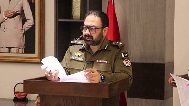 ڈی آئی جی کی کھلی کچہری، مسائل سنے، ناقص تفتیش پر شوکازجاری