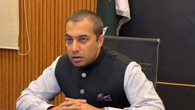 ڈپٹی کمشنر خوشاب کا ٹی ایچ کیو  ہسپتال قائدآبادکا اچانک دورہ 