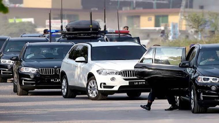 لگژری  گاڑیاں،لامحدود  پٹرول ،پنجاب  بیوروکریسی  کی  موجیں:خزانے  پر  سوا  ارب  کا  اضافی  بوجھ  پڑیگا