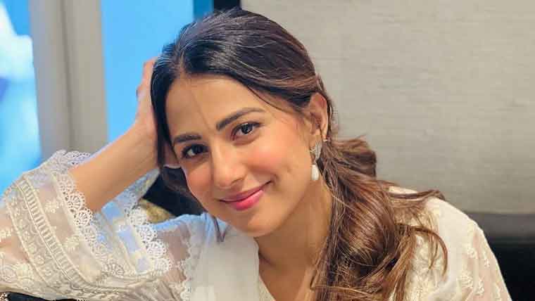 جانوروں سے ناروا سلوک روکنے  کیلئے اشنا شاہ کا وزیراعلیٰ پنجاب کو خط