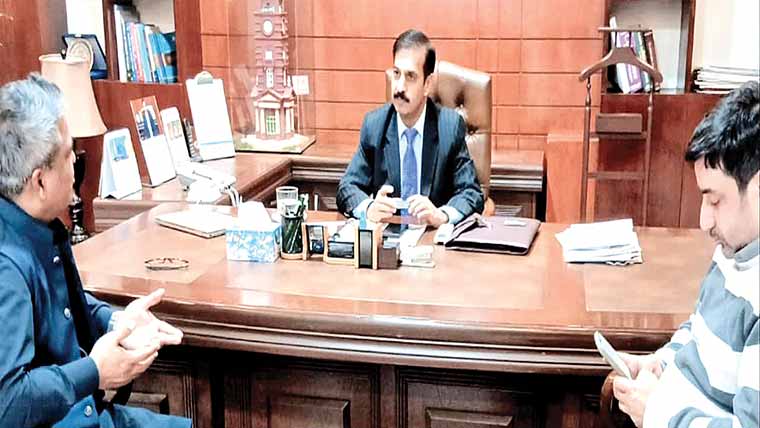 ڈی جی ایف ڈی اے کی شہری مسائل حل کرنے کی ہدایت 