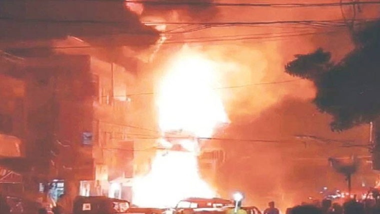 مختلف علاقوں میں آتشزدگی کے واقعات ،زیرزمین گیس لائن بھی پھٹ گئی