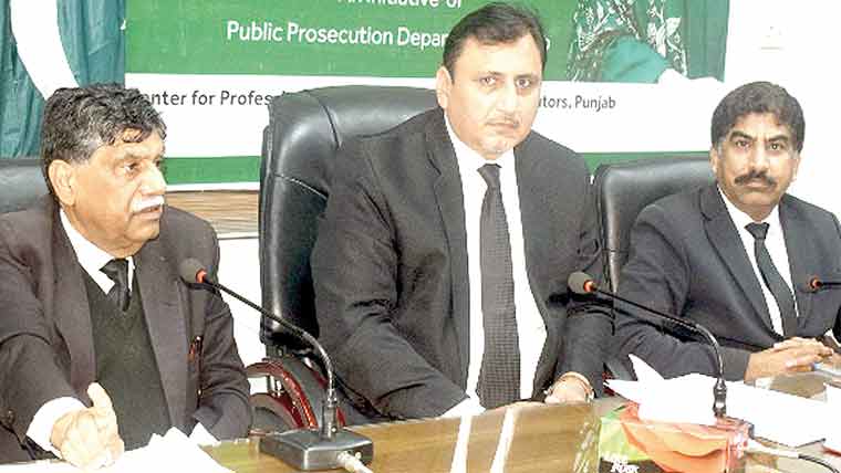  مضبوط پراسیکیوشن کے بغیر منشیات کا خاتمہ ناممکن، مقررین