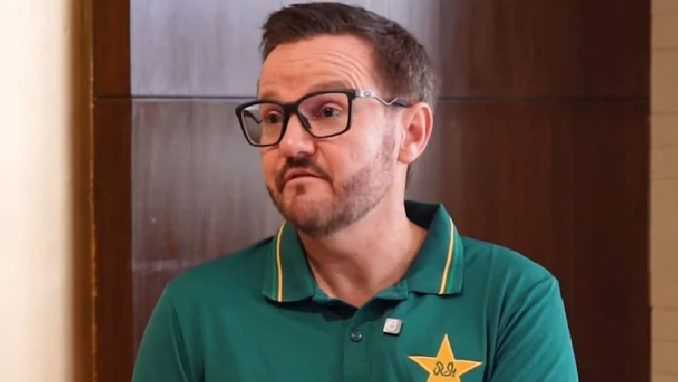  اس وقت دل اور توجہ پاکستان کے ساتھ:مائیک ہیسن