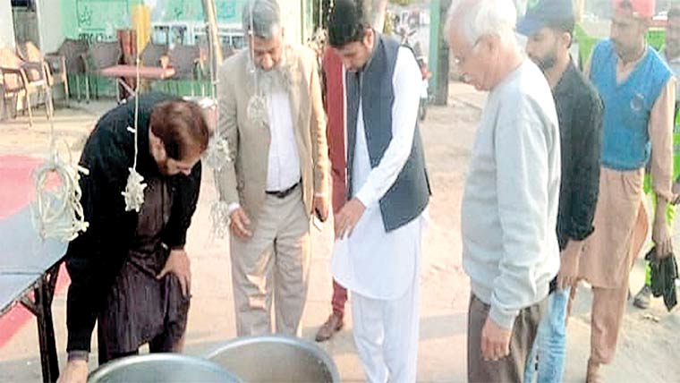 ڈپٹی ڈائریکٹر آپریشنز فوڈ اتھارٹی کا نگہبان دسترخوان کاجائزہ