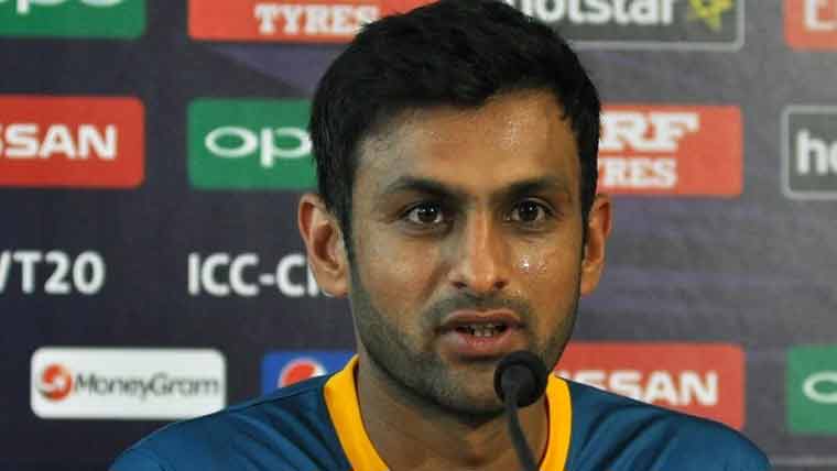 یہ ٹیم پاکستان کی کم اور کچھ کھلاڑیوں  کی زیادہ لگتی ہے :شعیب ملک 