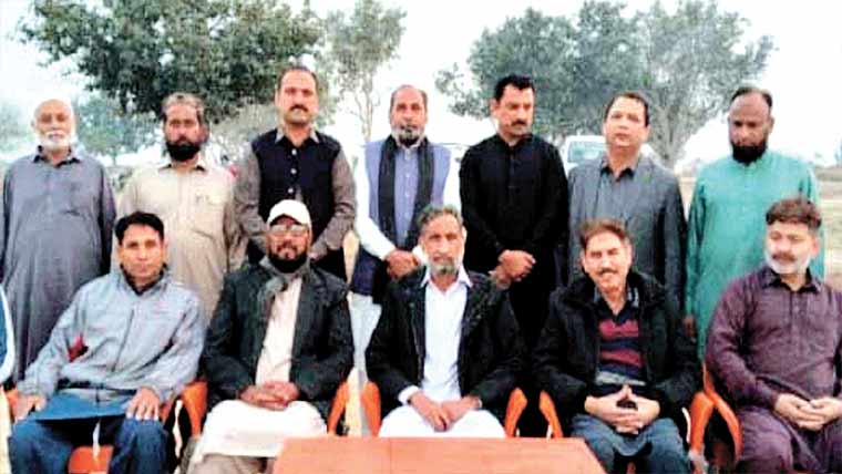  حافظ آ باد :کشمیر ہاکی کلب کے رہنمائوں نے گرائونڈ بنا دی 