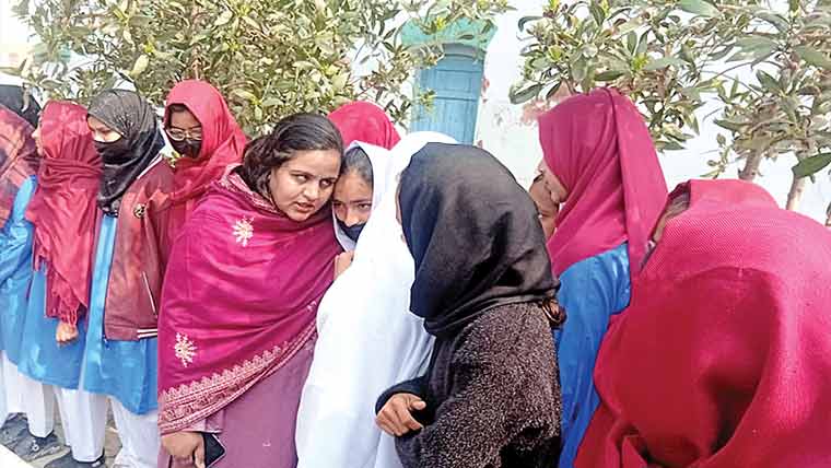 بڈیانہ :افسوسناک واقعہ کے بعد طالبات کی خصوصی کائونسلنگ 