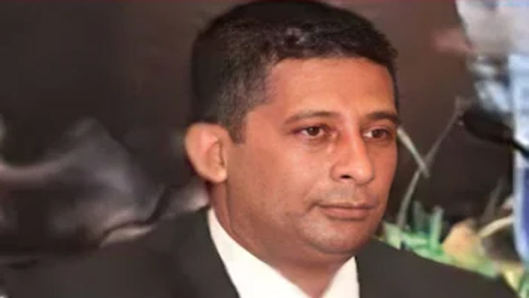  سری لنکا : ایسٹر بم دھماکوں کے الزام میں سابق انٹیلی جنس چیف گرفتار