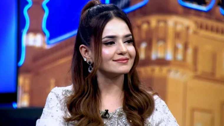 شہرت کی وجہ سے یونیورسٹی جاری نہ رکھ سکی:سنبل اقبال