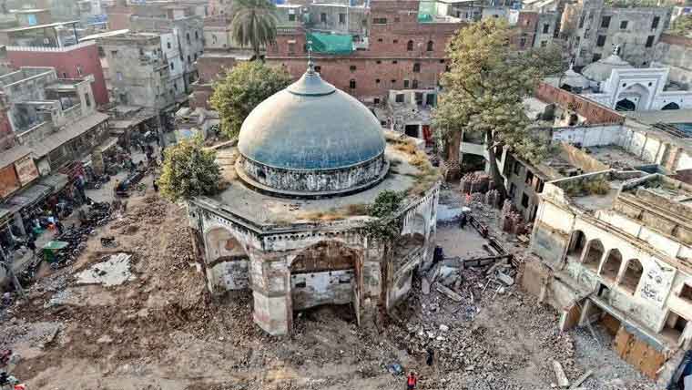 نیلا گنبد کھدائی کا عمل 70فیصد مکمل