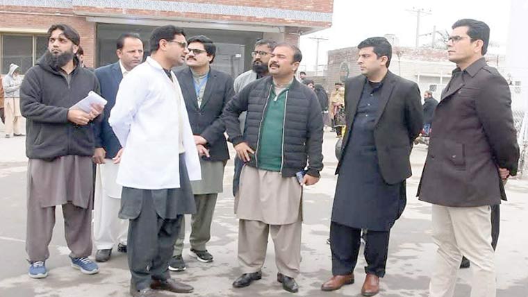 وزیر اعلیٰ پنجاب کی ہدایت پر جھنگ میں ہسپتالوں کی نگرانی