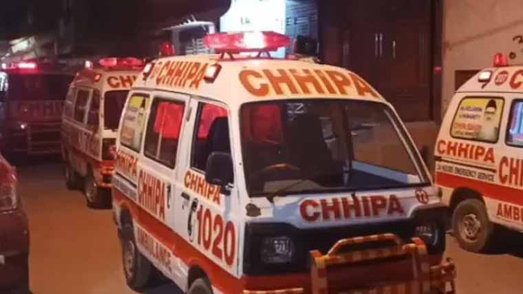 سال2025:ٹریفک  حادثات  میں  خواتین،بچوں  سمیت 857افراد  لقمہ  اجل  بنے 