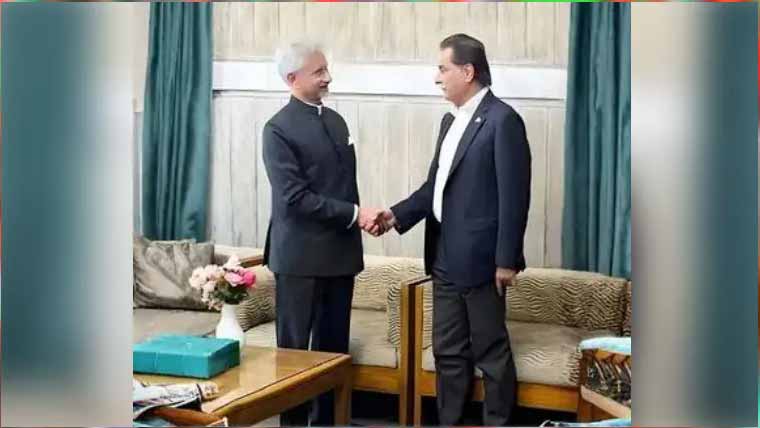 شنکر ، ایاز مصافحہ بامقصد مذاکرات کا پیش خیمہ بن سکتا!