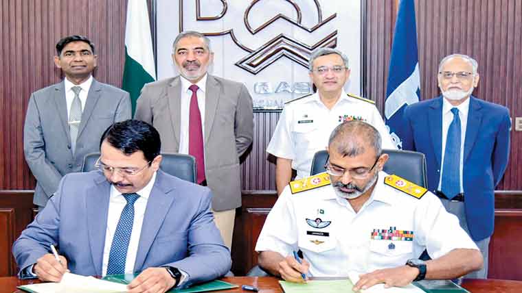 پورٹ قاسم اتھارٹی اورشپ یارڈ اینڈ انجینئرنگ ورکس کے درمیان معاہدہ