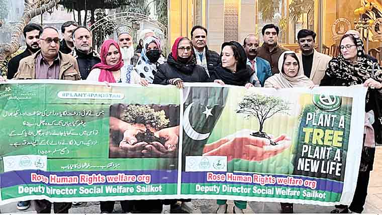  ماحولیاتی چیلنجز پر ہر فرد کو درخت ضرور لگانے ہونگے ، اشفاق نذر 