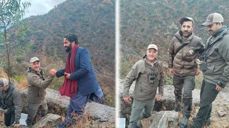  تورغر :امریکی شہری کا ہمالین گرے گورال کاشکار 4لاکھ ڈالرز کی آمدن 