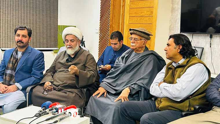 مذاکرات ہلکی آنچ پر چڑھی شب دیگ،جلد پکنے والی نہیں