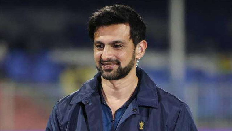 شعیب ملک کی کمنٹری میں قسمت  آزمائی، چند لیگز کھیلنے کے خواہاں 