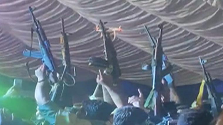 شادی تقریبات میں فائرنگ ،پولیس اہلکارسمیت 2افرادجاں بحق