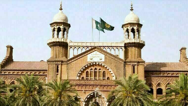 رجٹ بٹ کے  وکیل کا لائسنس بحال 