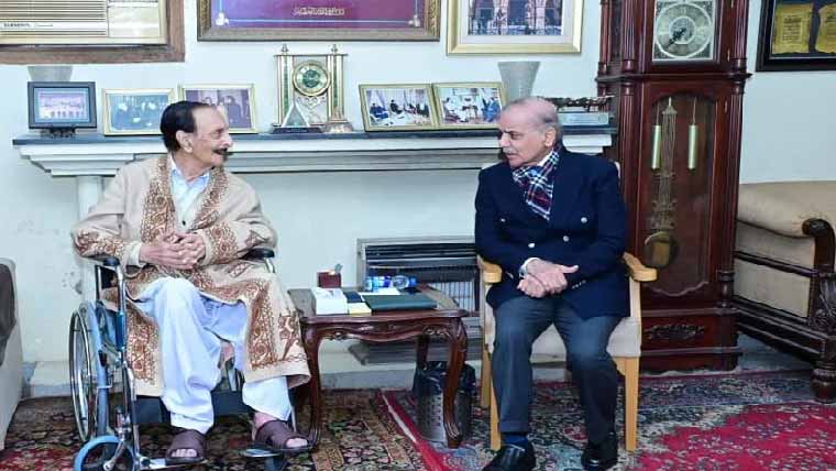  شہباز شریف کی راجہ ظفر الحق  کی رہائش گاہ آمد، عیادت کی