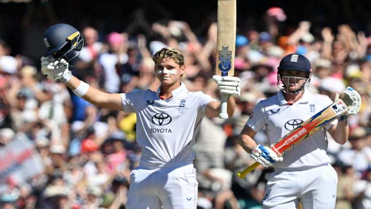 ایشیز، جیکب کی سنچری، انگلینڈ کو 119 رنز کی برتری حاصل 