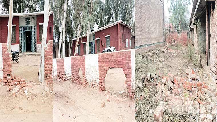 مریم نواز ہیلتھ کلینک چک نمبر 74 جنوبی خستہ حالی کا شکار