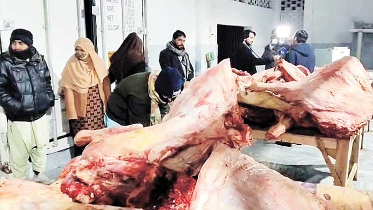 غیر قانونی ذبح خانوں کیخلاف کریک ڈاؤن، ناقص گوشت ضبط