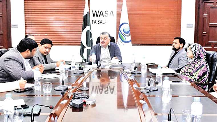  مسنگ مین ہولز اور ٹوٹی سلیب فوری کور کرنے کا حکم 