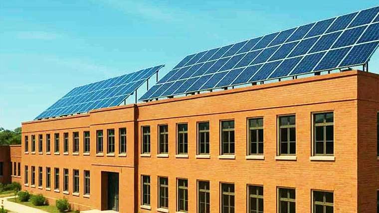 256سرکاری سکول سولر انرجی پر منتقل کرنے کا منصوبہ شروع