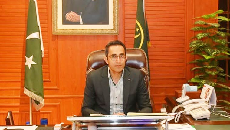 ڈپٹی کمشنر کا مختلف علاقوں میں صفائی و نالوں کی ڈیسلٹنگ کا جائزہ