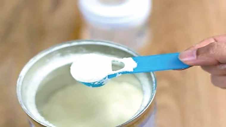 یواے ای :فارمولا دودھ کے ڈبے مارکیٹ سے اُٹھوانے کا حکم