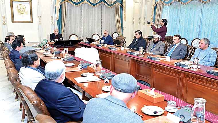 خیبر پختونخوا میں وفاقی منصوبے، عوام کے مسائل، شہباز شریف نے کمیٹی قائم کردی 