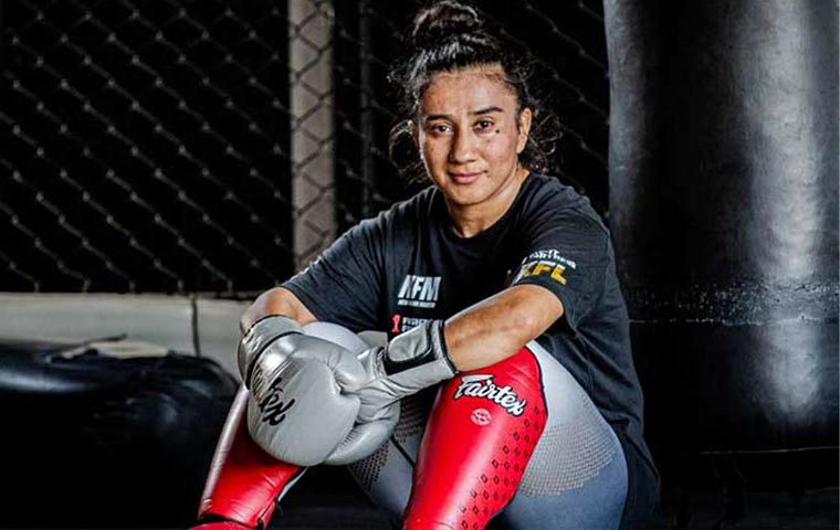  پہلی ویمنز پروفیشنل ویمنز  ایم ایم اے فائٹ انیتا کریم کے نام 